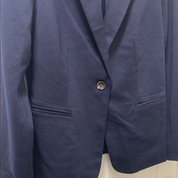 NWT Forever 21 Navy Blazer - Picture 4 of 4